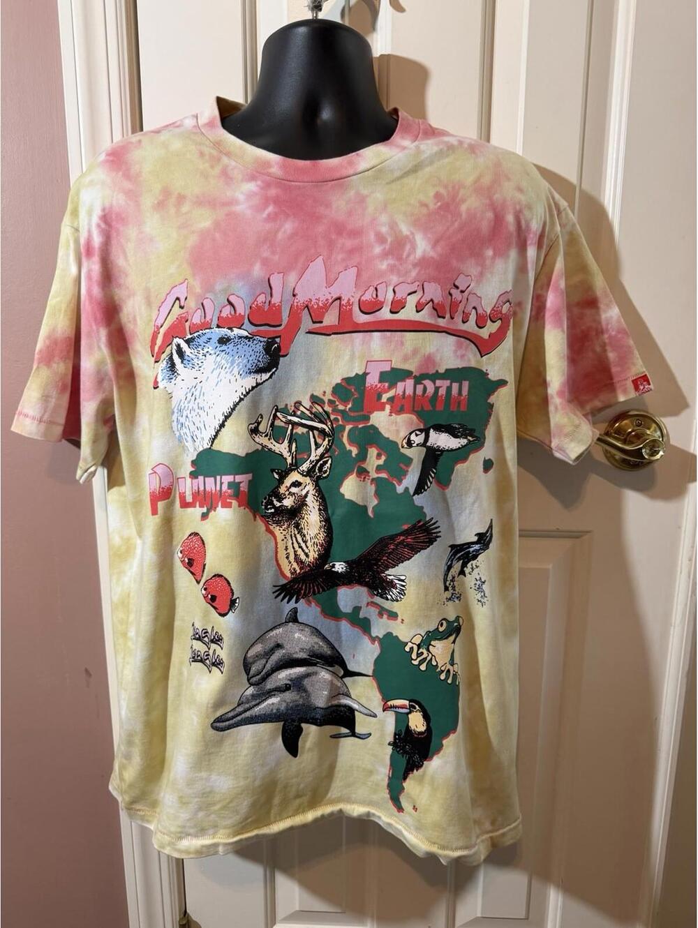 Jungles Spirit of Good Fortune Wildlife Graphic T Shirt Mens Large One Earth
